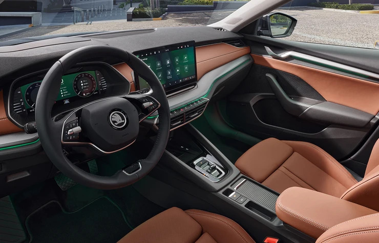 Octavia-Default_bp1920_1-_5_ Octavia-Default_bp1920_1-_5_